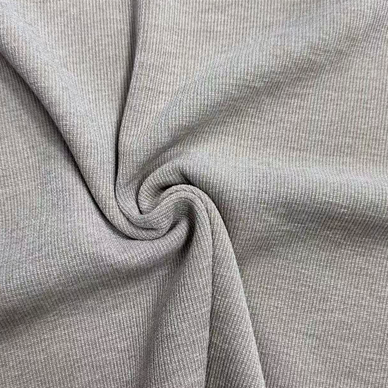 シェニール織の紳士服および婦人服生地